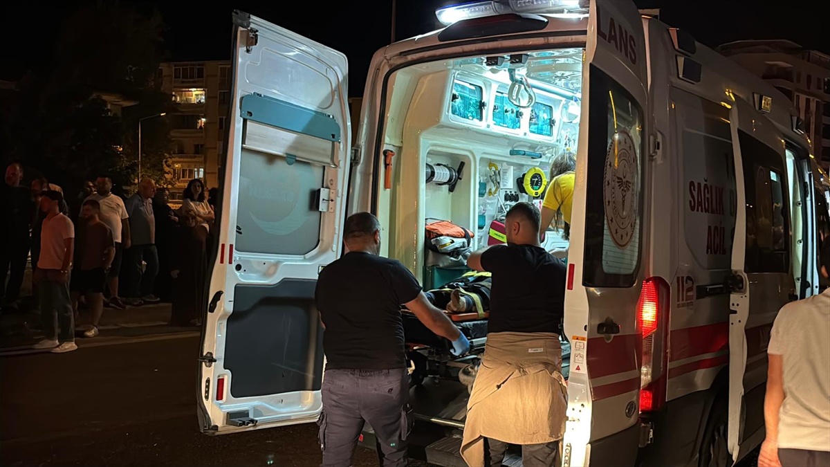 Bursa\'da Trafik Kazası: 5 Yaralı