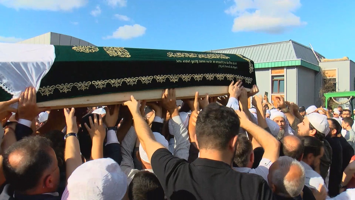 Bursa\'daki Trafik Kazası: Zehra Sert Hayatını Kaybetti