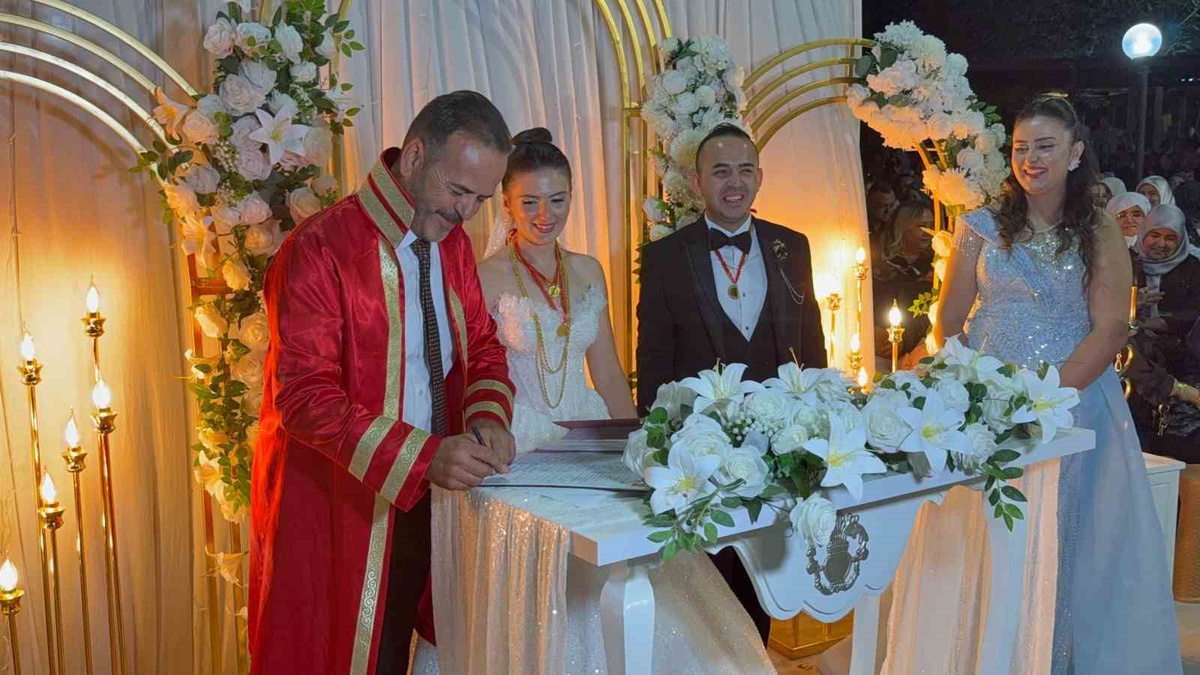 Etili Köyünde Nikah Töreni