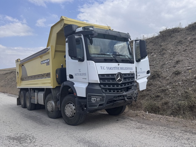 Erzurum'da feci kaza: 2 ölü, 4 yaralı