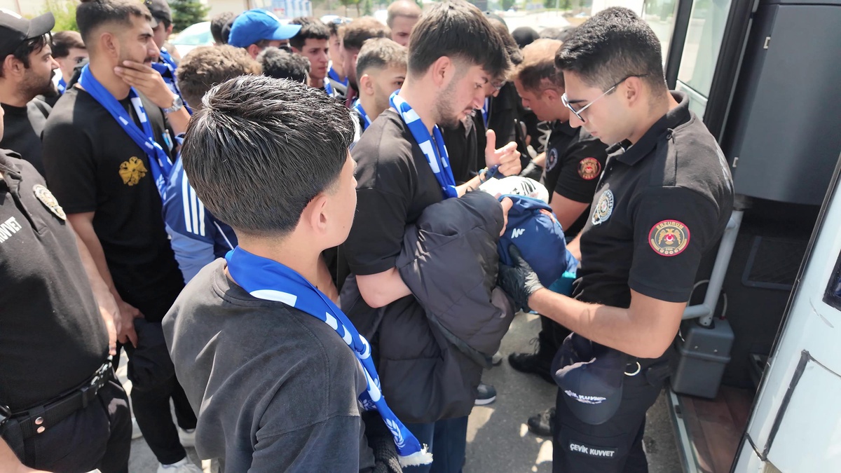 Erzurumspor Deplasmanda Taraftar Desteğiyle Yola Çıktı