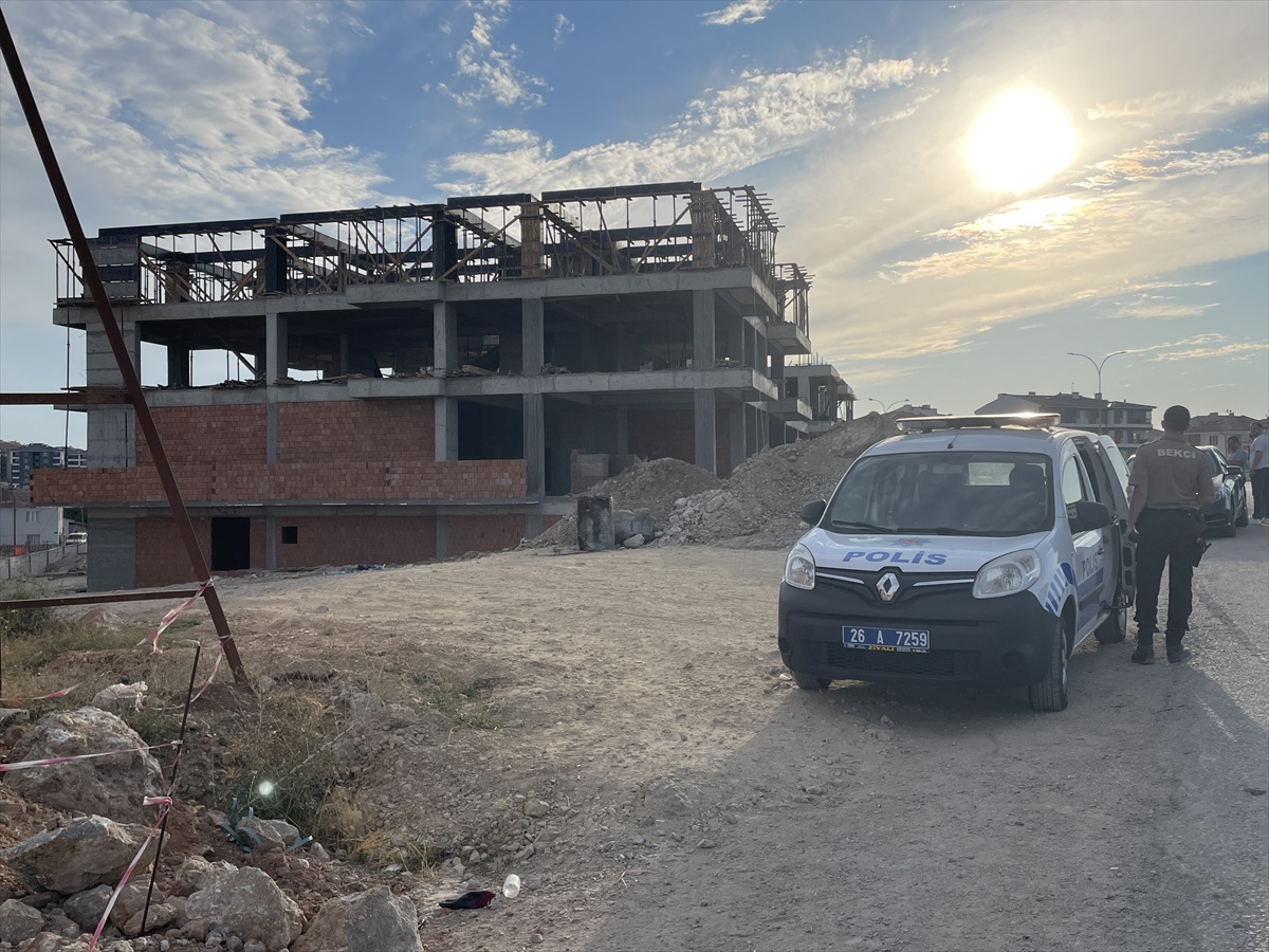 İşçi İskeleden Düştü, Hayatını Kaybetti