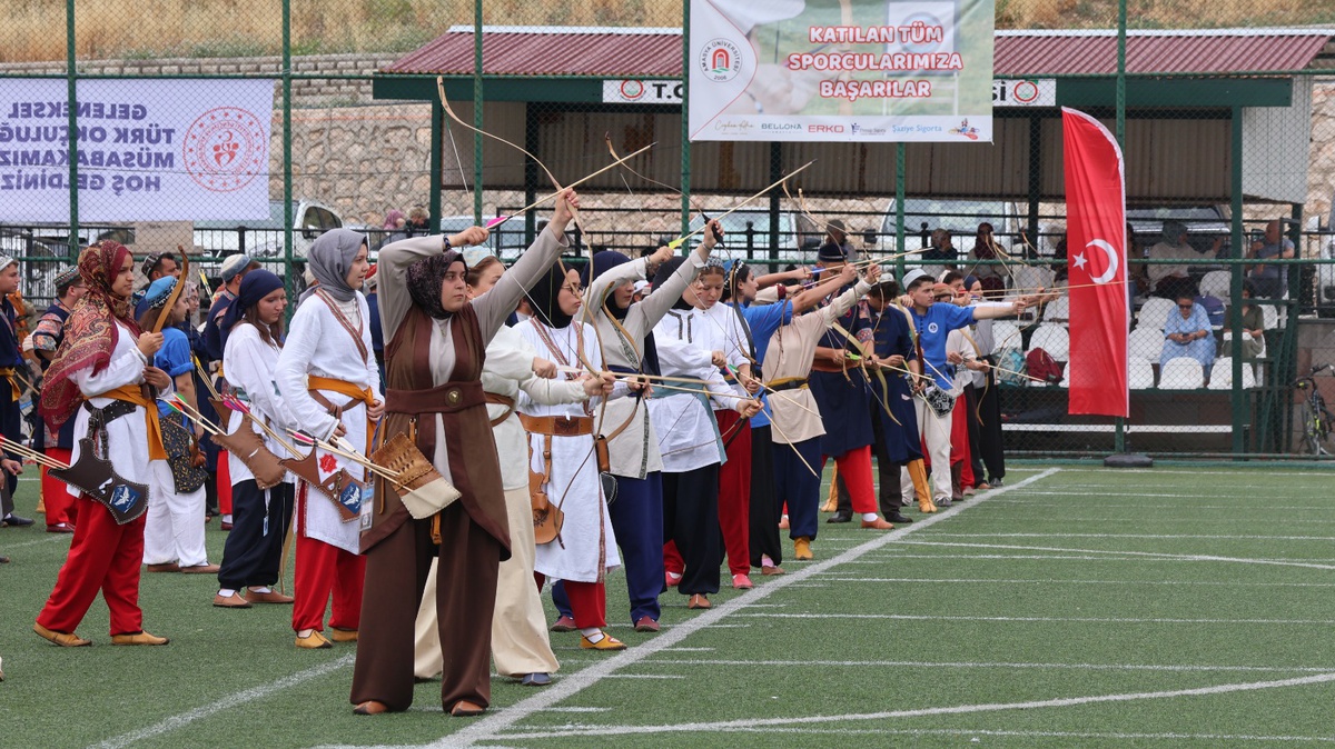 Amasya\'da Geleneksel Okçuluk Şampiyonası Sona Erdi