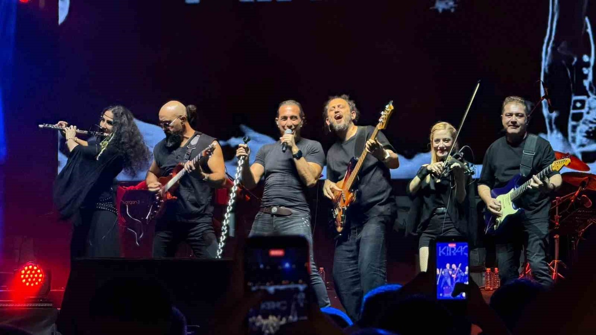 Kıraç\'tan Unutulmaz Konser