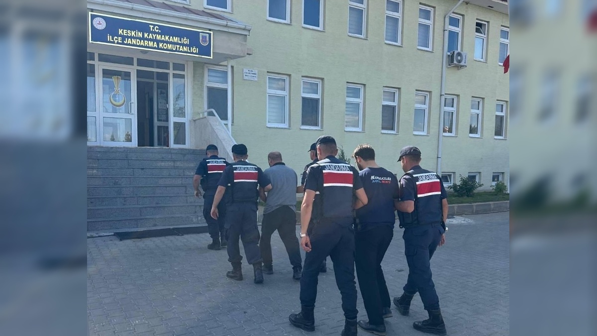 Kırıkkale\'de Köpek Kavgası Faciası