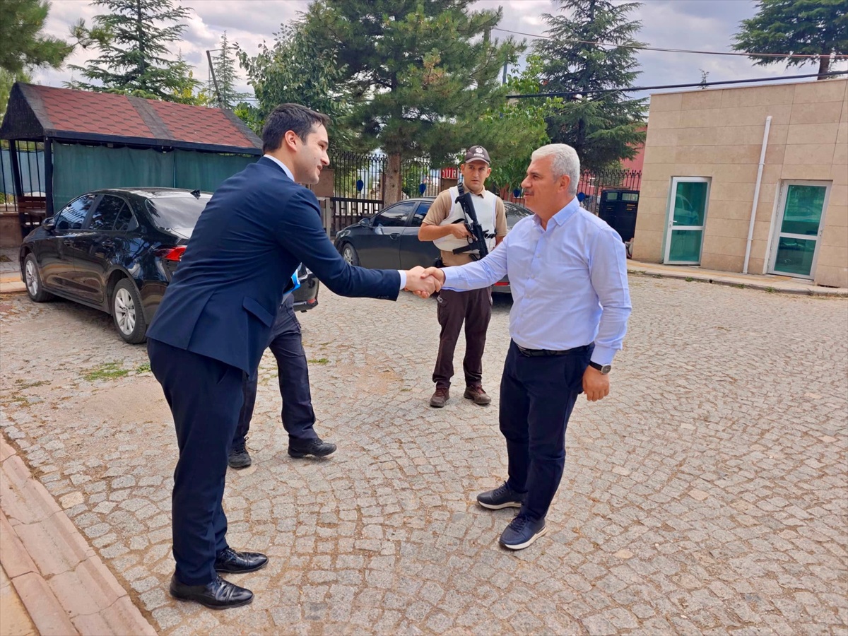 Vali Akın, İlçeleri Ziyaret Etti