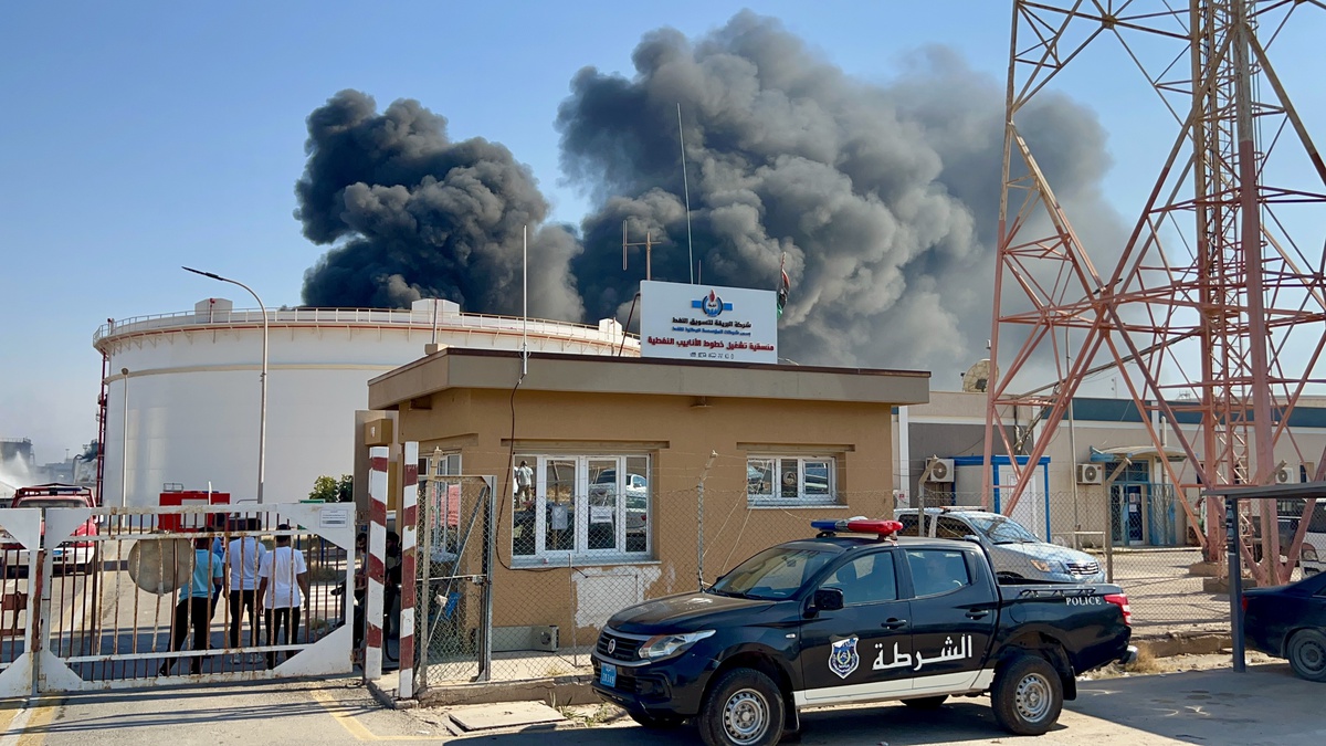 Libya\'da Elektrik Kesintisi