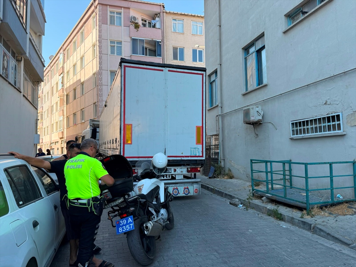 Lüleburgaz\'da Tır Sürücüsüne Ceza