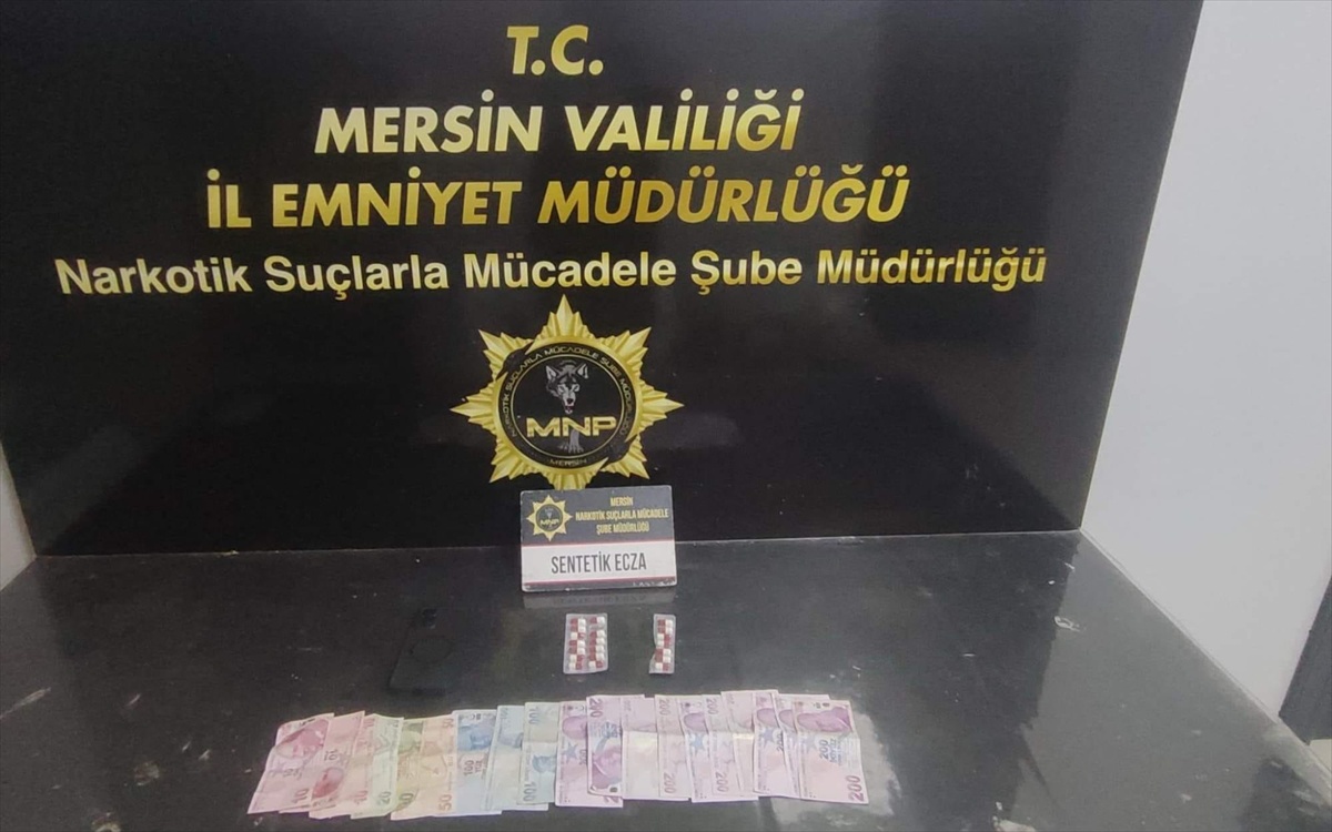 Mersin\'de Uyuşturucu Operasyonu: 4 Tutuklama