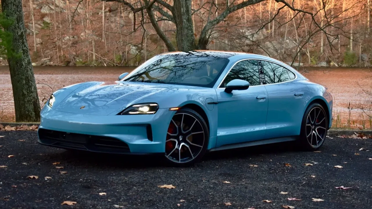Porsche Taycan 2030\'da Üretimden Çekilebilir