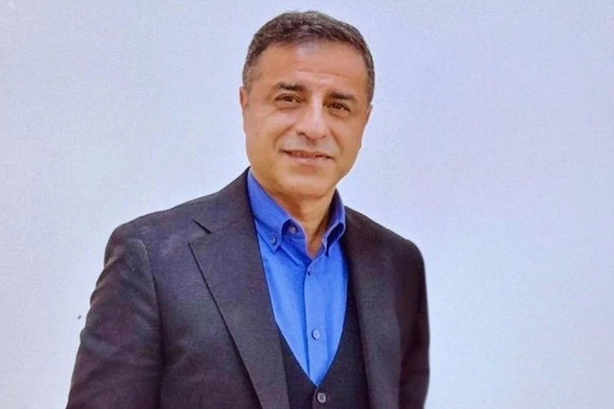 Selahattin Demirtaş\'tan cezaevinden kritik mesaj