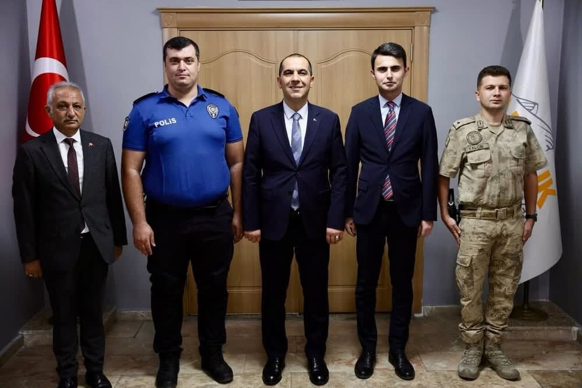 Vali Taşolar, Aralık\'ı Ziyaret Etti