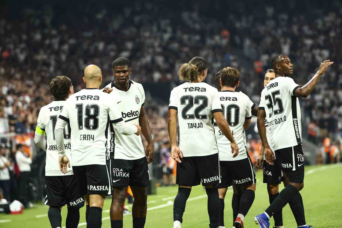 Beşiktaş\'ta Italiano\'nun Beşinci Galibiyeti