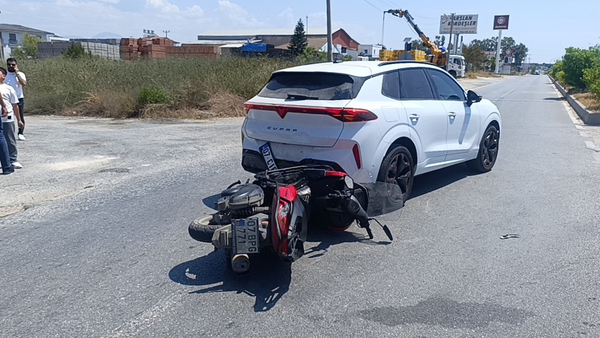 Manavgat\'ta Motosiklet Kazası