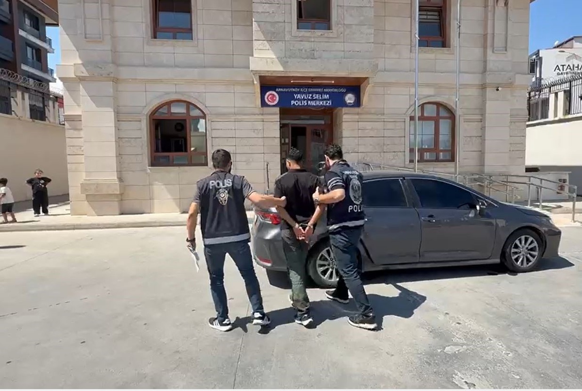 Arnavutköy\'de Ata Şiddet Uygulayan Şahıs Yakalandı