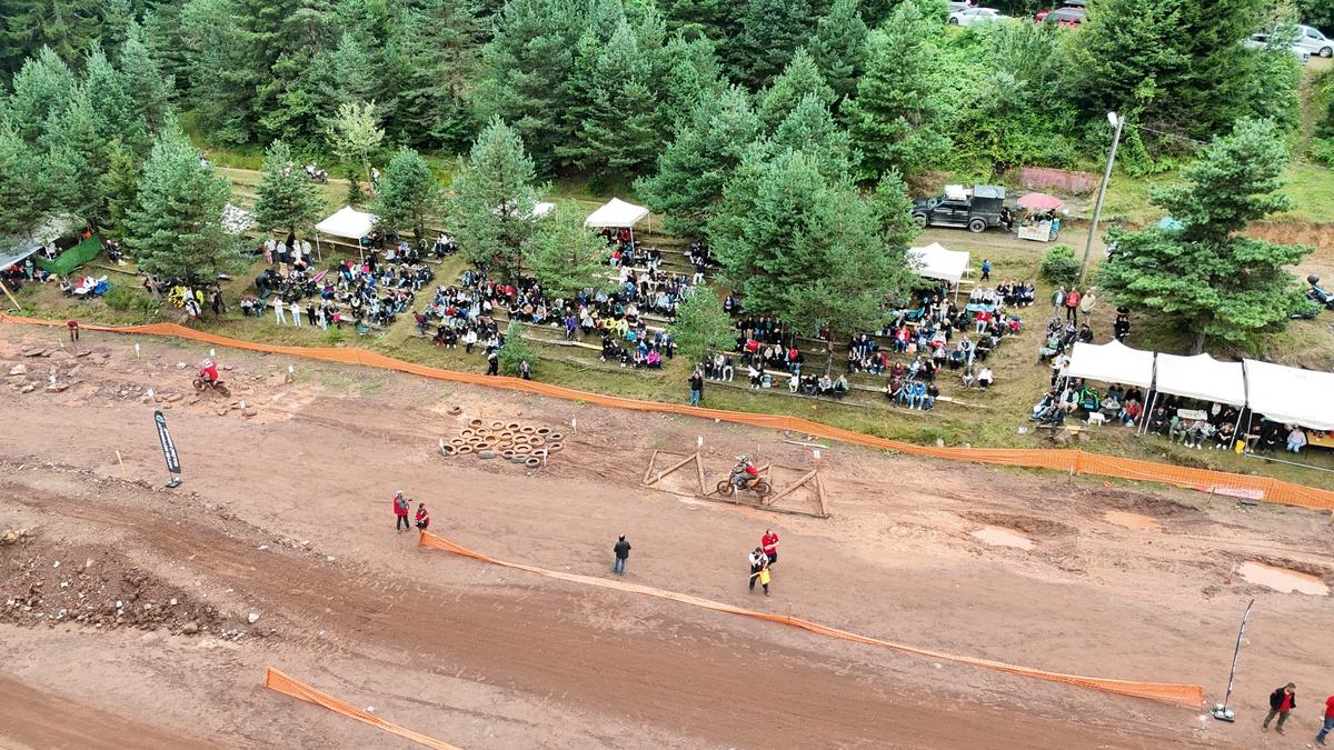 Kafkasör Yaylası\'nda Motosiklet Festivali Rüzgarı