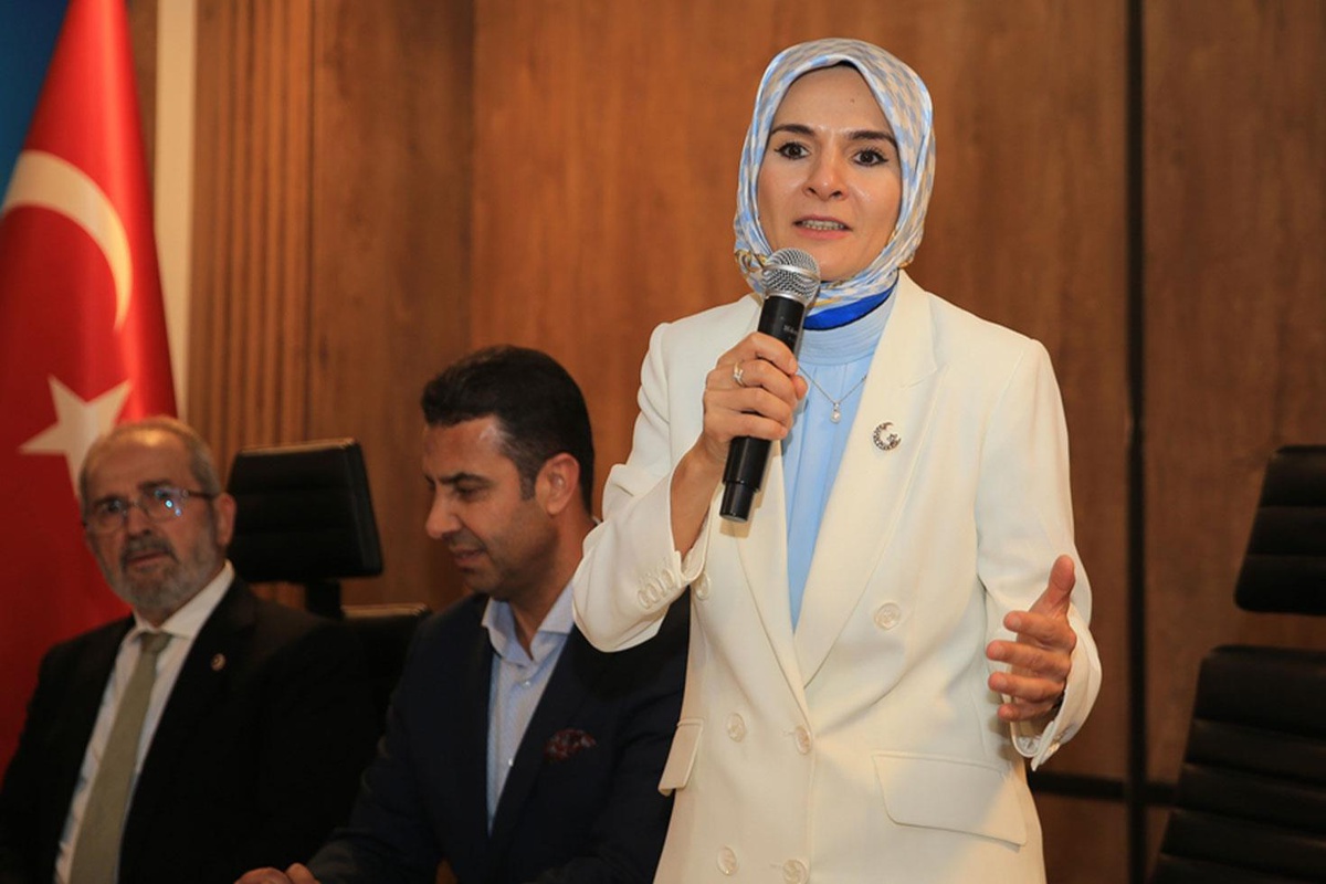 Bakan Göktaş müjdeyi Diyarbakır\'da verdi: Türkiye\'nin en büyüğü hizmete açılacak