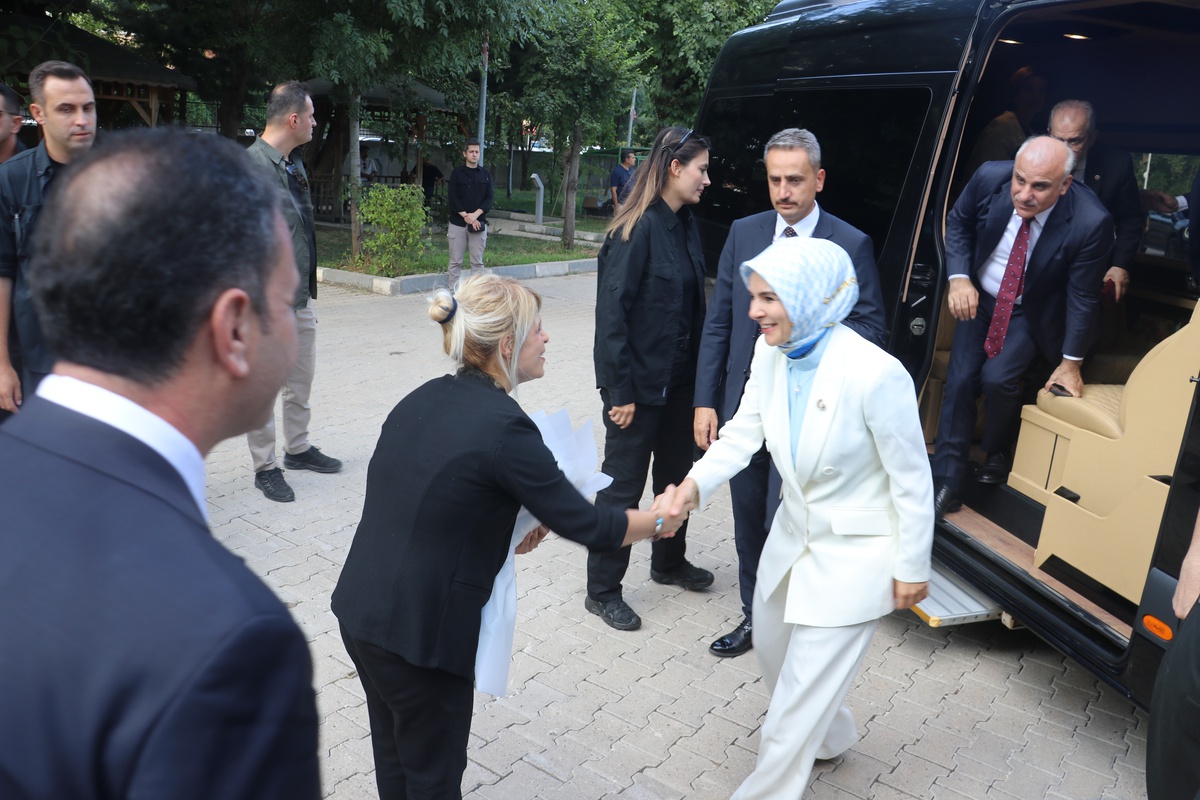 Evlilik Kredisi 210 Bin Gence Ulaştı: Yeni Sosyal Politika
