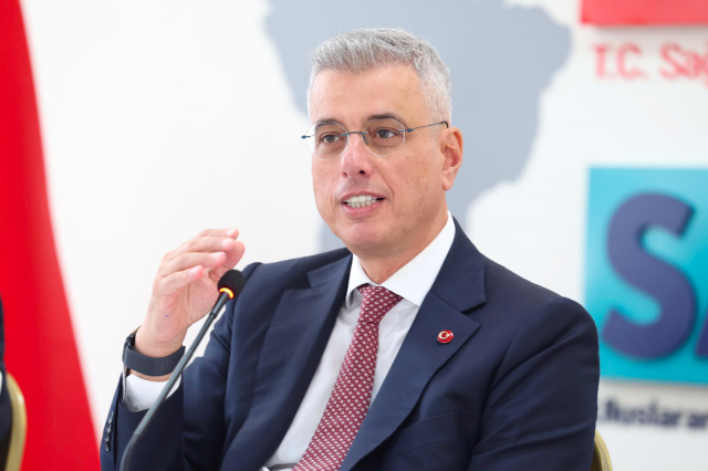 Bakan Memişoğlu'na açıkça sorduk: Korona aşıları kalp krizi ölümlerini tetikledi mi?
