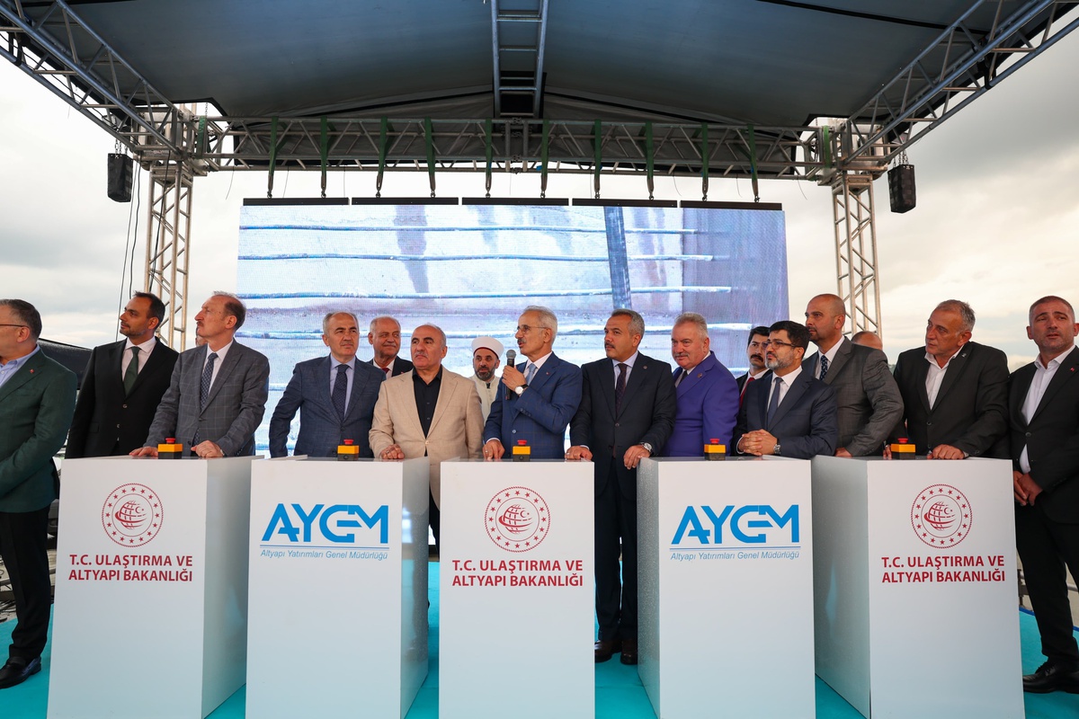 İyidere Lojistik Merkezi Beton Döküm Töreni