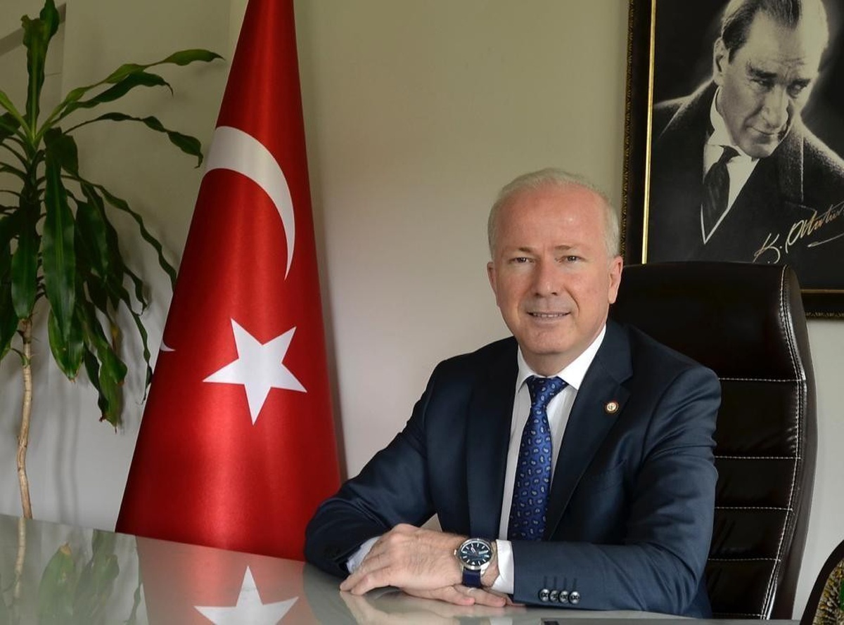 Eczacı Başkanı Sefa Karaarslan\'ın Annsi Vefat Etti