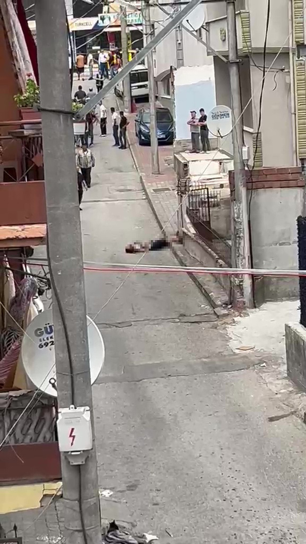 İzmit\'te cinayet: Eski eşin yeni eşine ateş açıp intihara kalkıştı