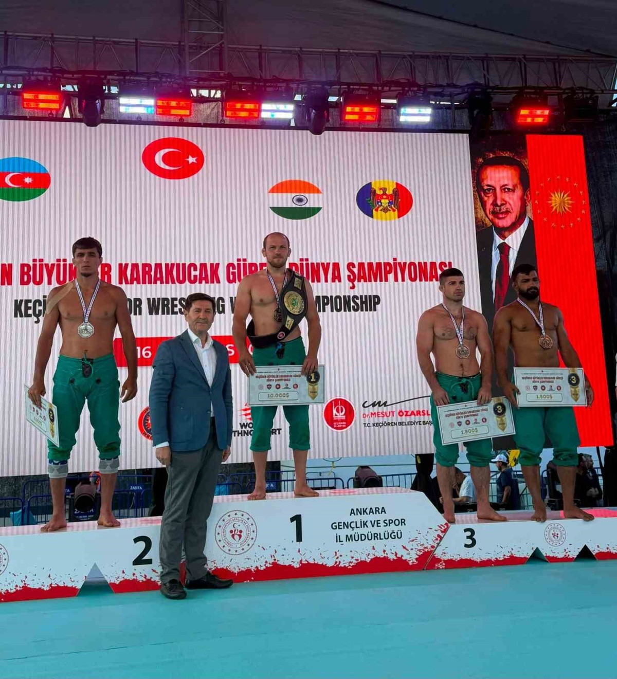 Fazlı Eryılmaz dünya şampiyonu oldu