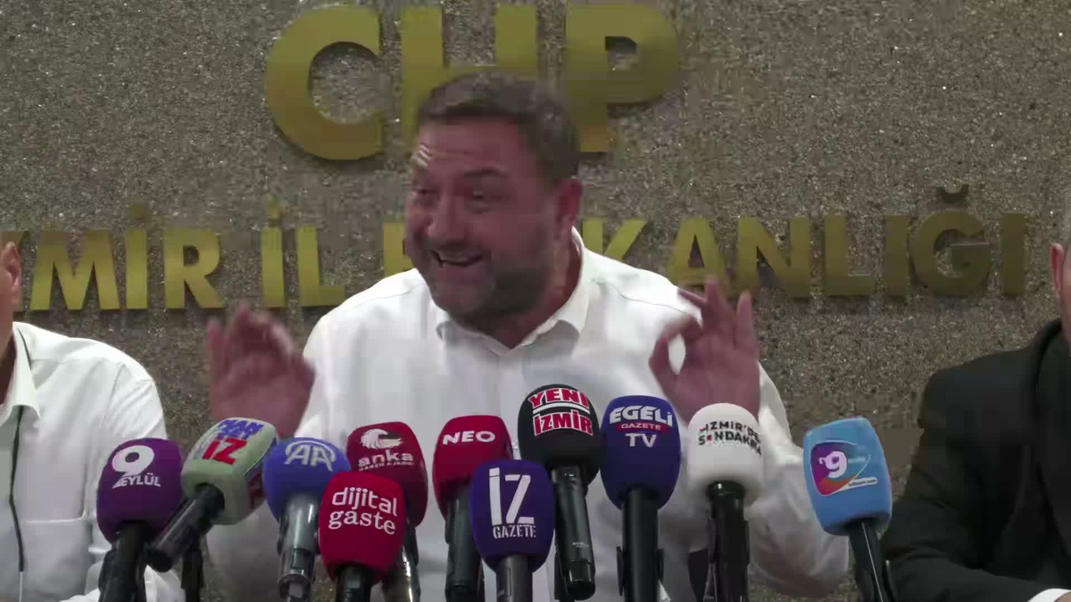 Menderes\'te CHP\'den AK Parti\'ye başkanlık krizi: Gümrükçü\'den YENİ Parti\'ye suçlama