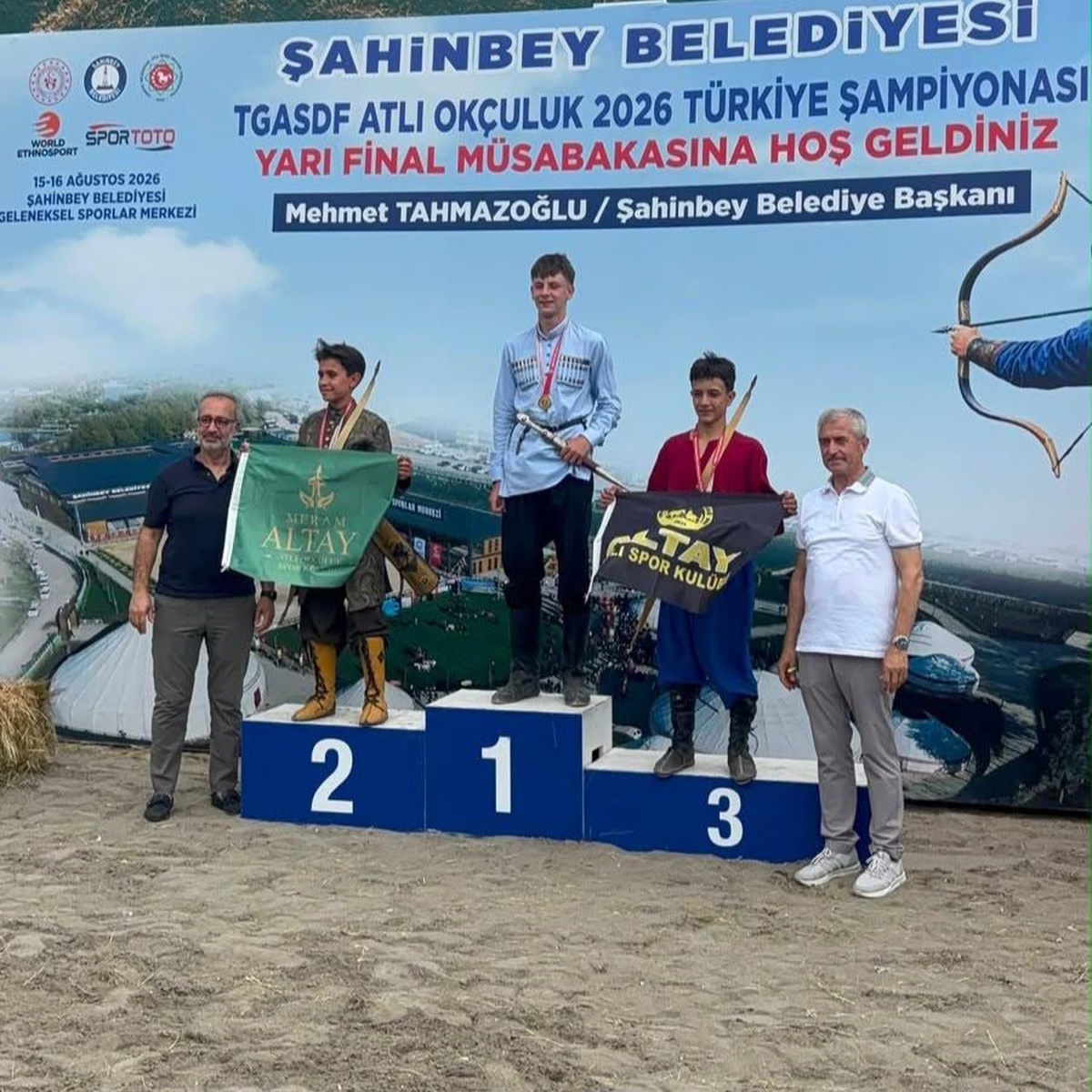 Elazığlı Okçular Zirveye Çıktı