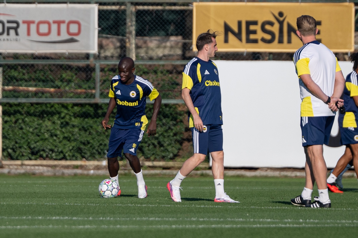 Fenerbahçe Lyon\'a Hazır