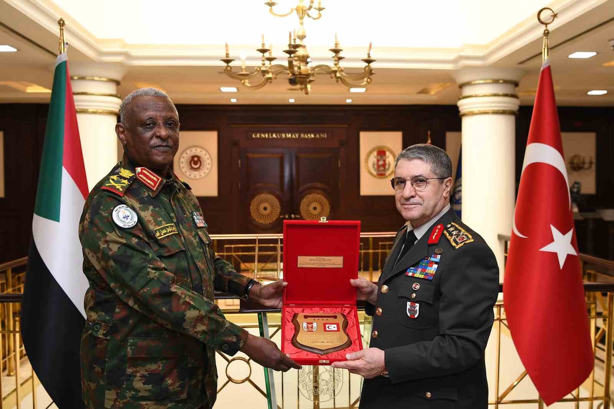 Sudan Genelkurmay Başkanı Türkiye\'de