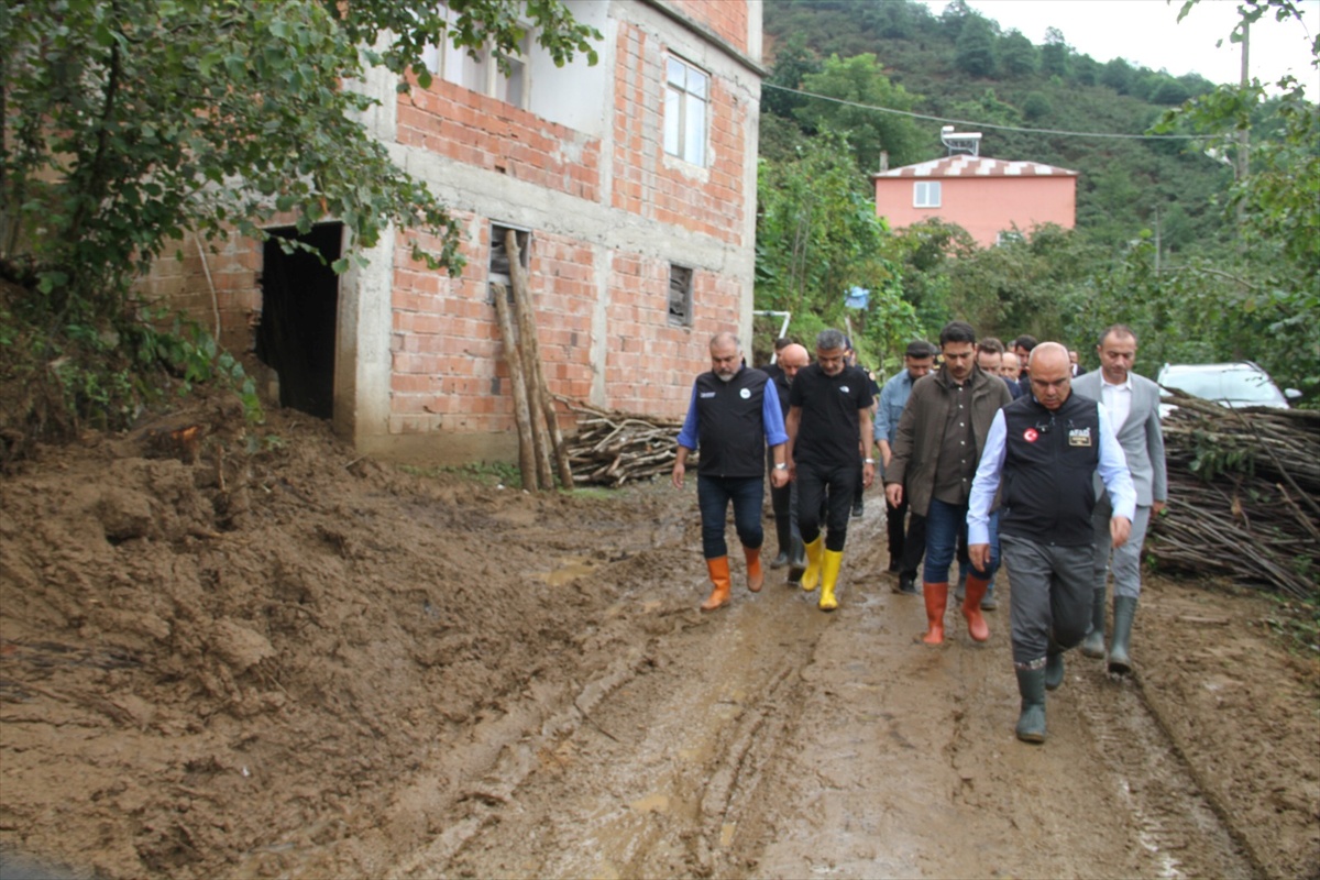 Vali Koç, Taşkın Bölgelerinde İncelemelerde Bulundu