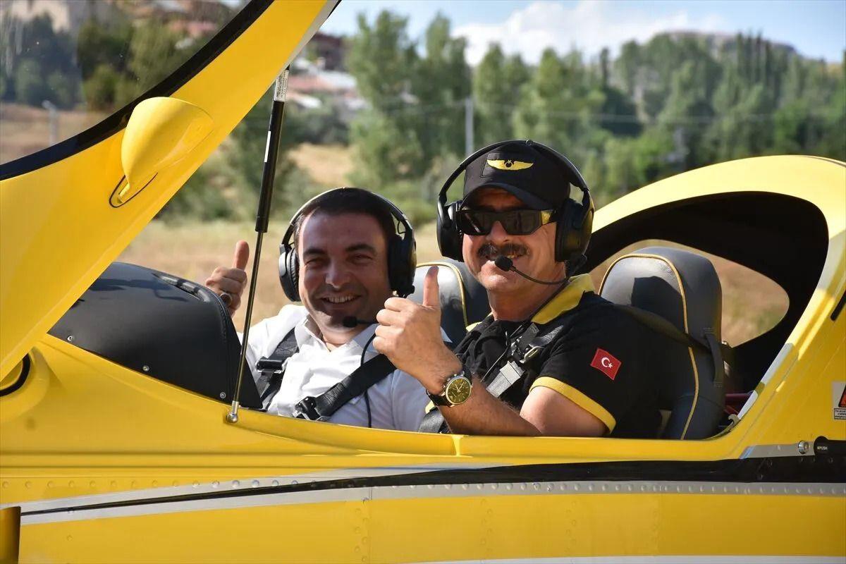 İş insanı Orhan Ünsal, özel uçağıyla Gümüşhane\'nin Şiran ilçesine bağlı Çakırkaya köyünden Ankara\'ya hareket etti.