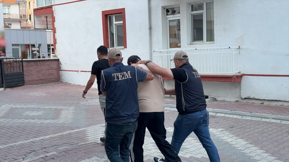 Kırşehir\'de Interpol\'ün Kırmızı Bültenle Aradığı Zanlı Yakalandı