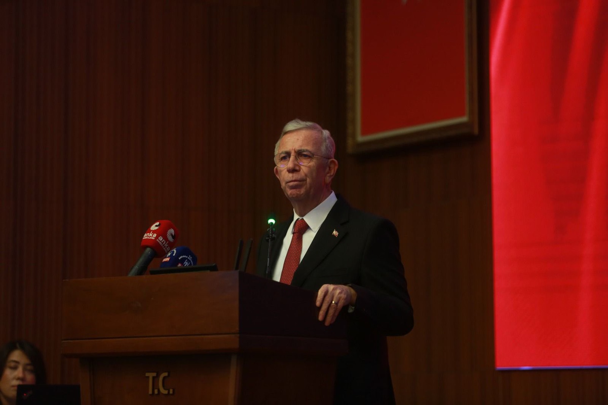 17 Ağustos Marmara Depremi’nin 27. yıl dönümü... Mansur Yavaş: "Kaybettiğimiz vatandaşlarımızı rahmetle anıyorum"