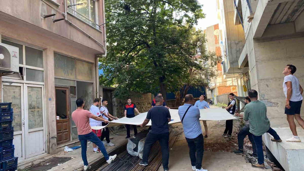 Sinop\'ta İntihar Girişimini Ekipler Önledi