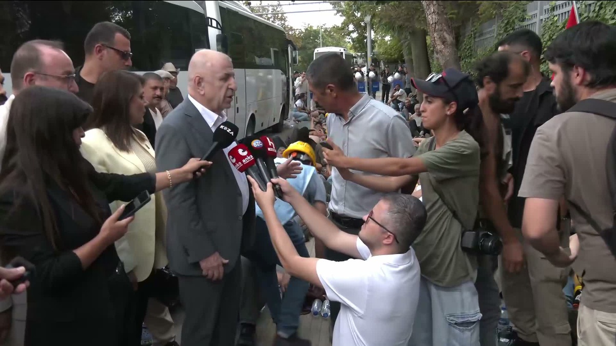 Özdağ\'dan Madenci Eylemine Destek