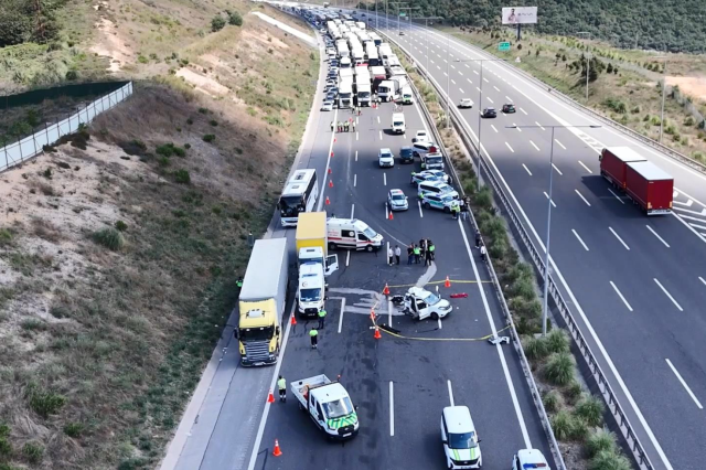 Yürekler yandı! Kuzey Marmara Otoyolu'ndaki feci kazada ölen 3 kişi kardeşmiş