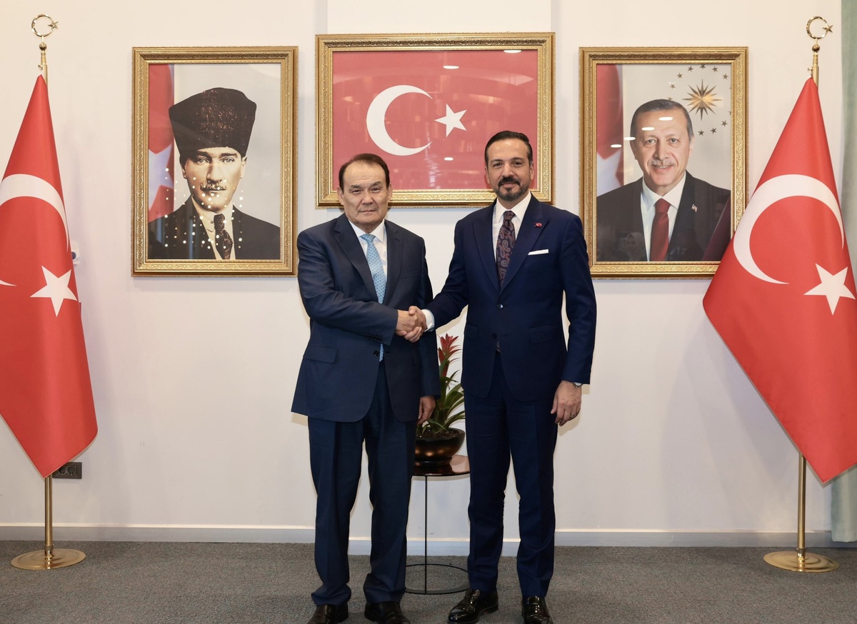 Zorlu ve Amreyev Ortak Yatırımları Görüştü