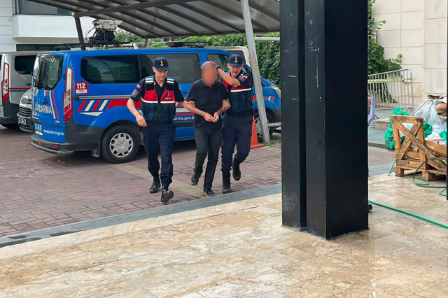 Alanya'da aile trajedisi: Eşini ve kayınvalidesini bıçaklayan şüpheli tutuklandı