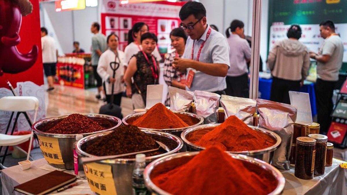 Uluslararası Acı Biber Fuarı Zunyi\'de Başladı