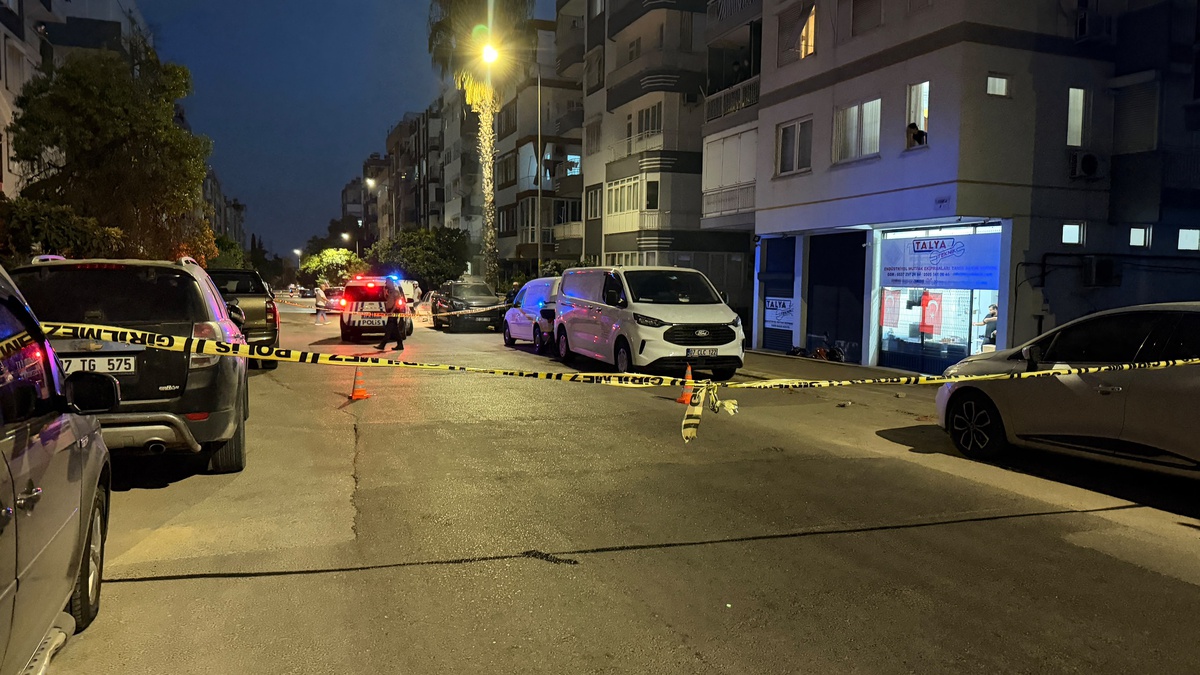 Antalya\'da Rastgele Ateş Açan Şüpheli Gözaltına Alındı