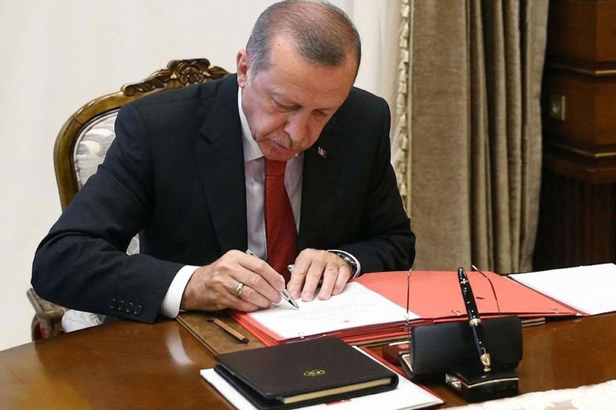 Cumhurbaşkanı Erdoğan\'dan çok sayıda atama ve görevden alma kararı