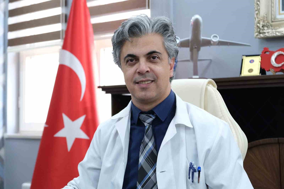 EBYÜ\'ye yeni rektör: Prof. Dr. Ufuk Kuyrukluyıldız