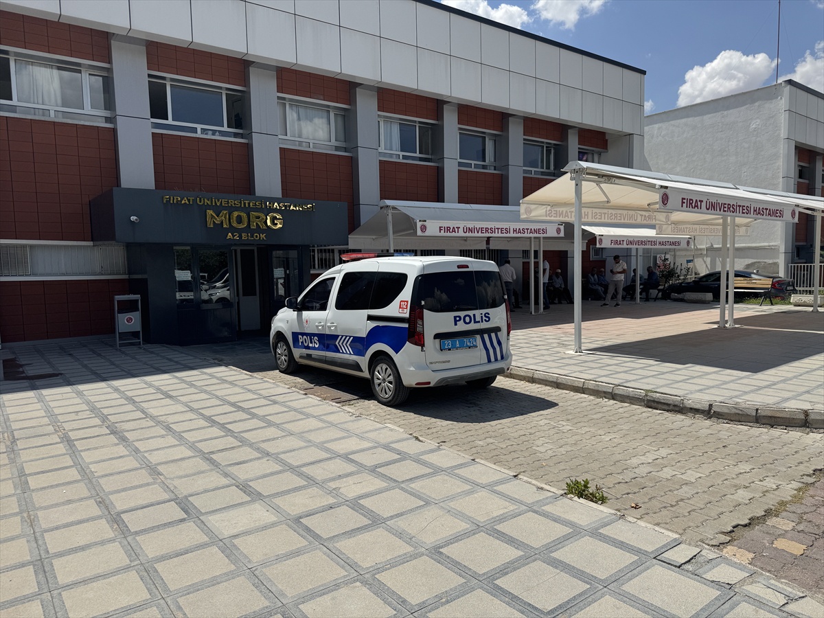 Elazığ\'da Eşini Kurt Sanarak Vurdu