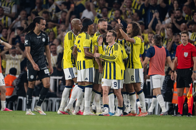 Fenerbahçe, 17 yıllık hasreti bitirmenin 180 dakika uzağında