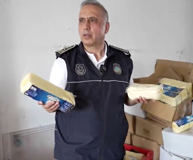 Gıda sahtekarları böyle enselendi! Yakalanmasalar hepsini vatandaşlara yedireceklerdi