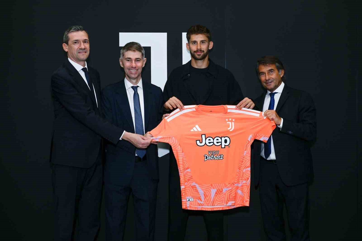 Juventus, Vicario\'yu Kiraladı