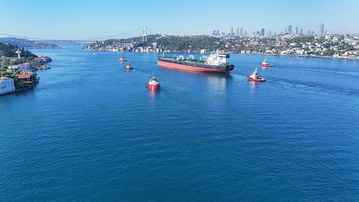 Novorossiysk\'te tankere İHA saldırısı