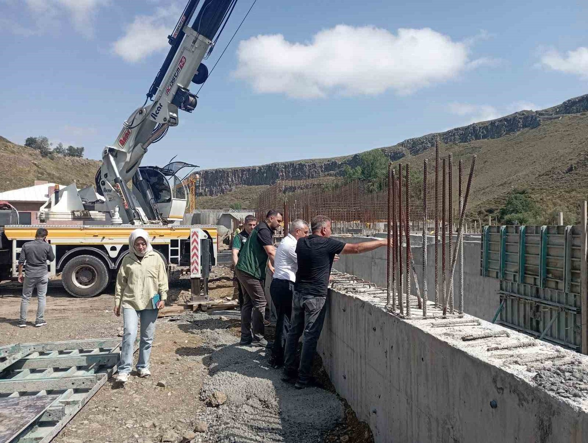 Kars\'ta Su Projeleri İncelendi